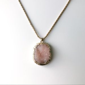 (FREE WHEN BUNDLED) Pink Geode Necklace
